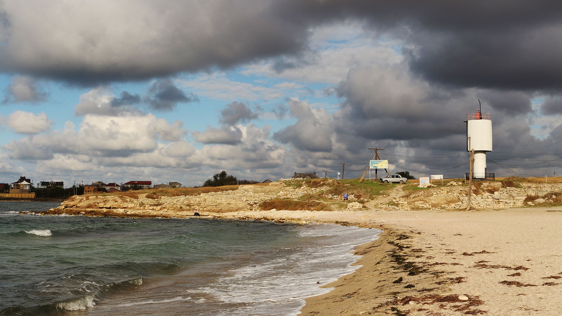 Облака над Узкой бухтой, Черноморское